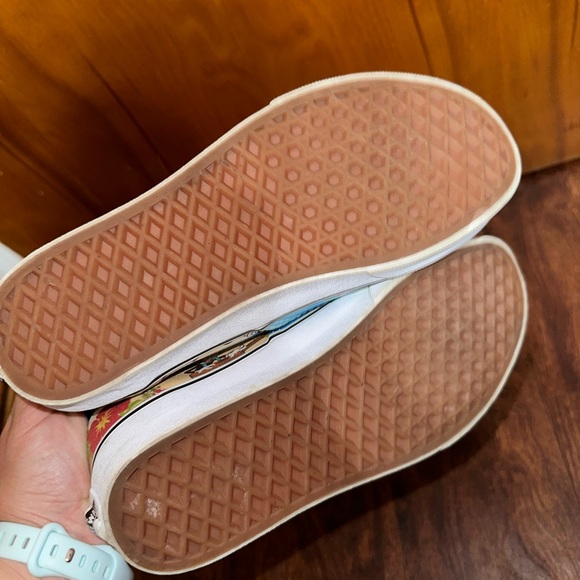 VANS x Disney women’s sneakers size 7.5 - Picture 6 of 6